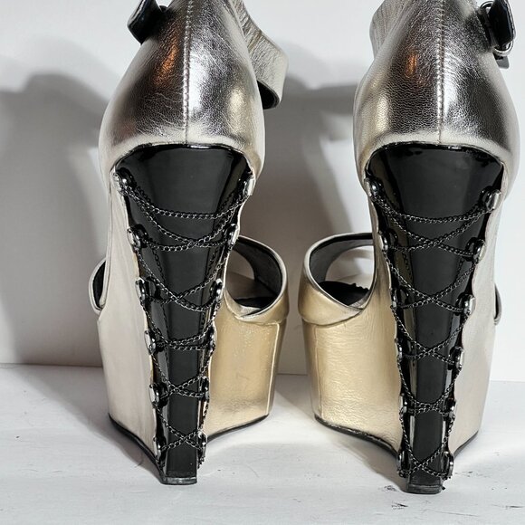 Rock & Republic Soft Pewter Gold Wedge Leather Corset Heel Sz 8 - Picture 6 of 14